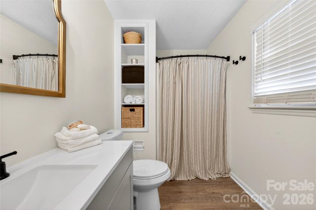 8844 Kirchenbaum Drive, Charlotte, NC 28210