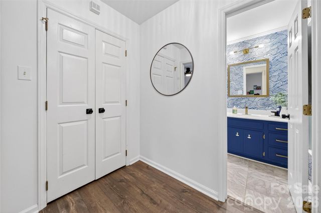 8844 Kirchenbaum Drive, Charlotte, NC 28210