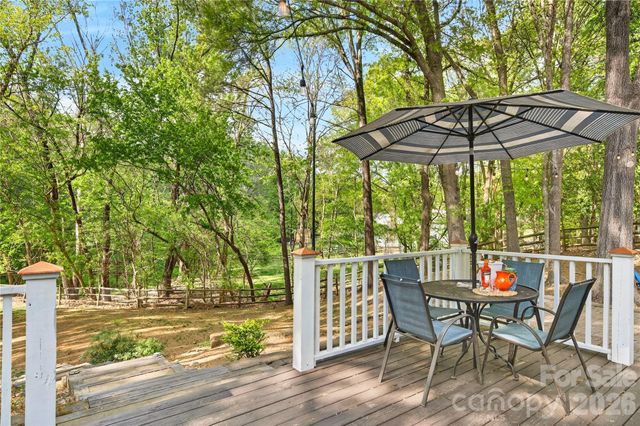 8844 Kirchenbaum Drive, Charlotte, NC 28210