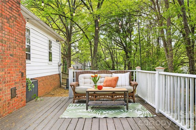 8844 Kirchenbaum Drive, Charlotte, NC 28210