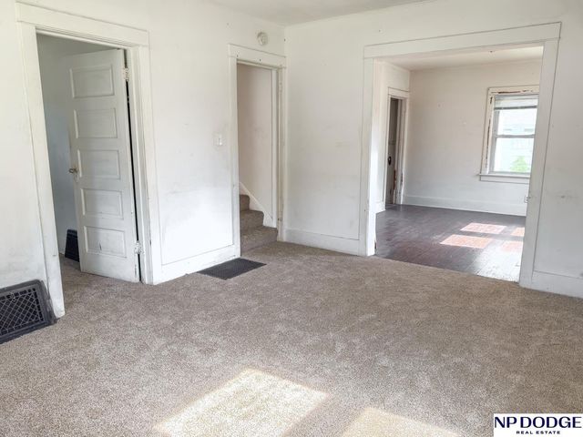 1031 E 10th Street, Fremont, NE 68025
