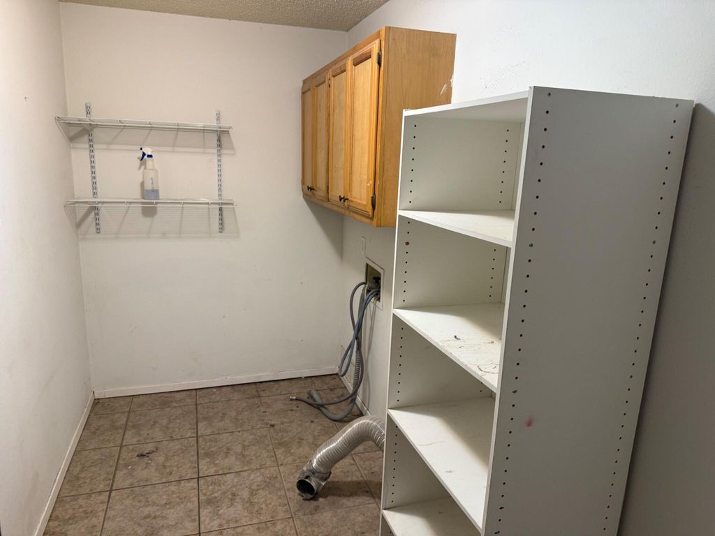 Image 23 of property listing at 3814 Sunset Drive, San Angelo, TX 76904