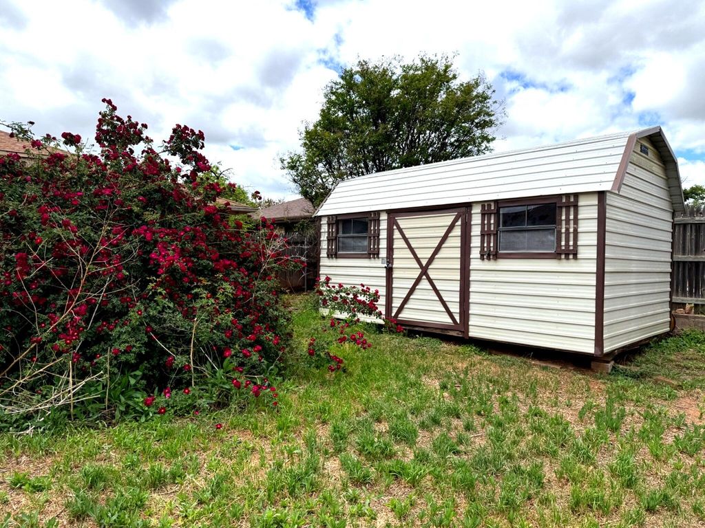 Image 28 of property listing at 3814 Sunset Drive, San Angelo, TX 76904