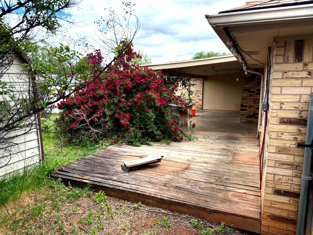 Image 29 of property listing at 3814 Sunset Drive, San Angelo, TX 76904