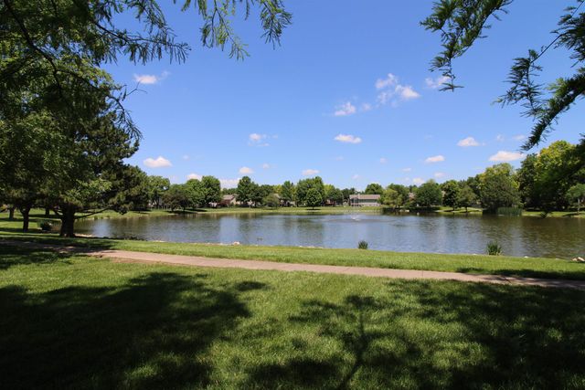 2206 N Chadsworth, Wichita, KS 67205