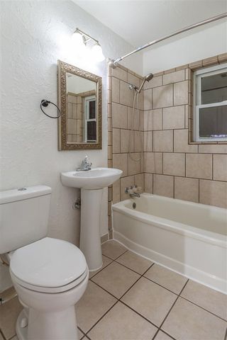 21 NW 29th St, Lawton, OK 73505