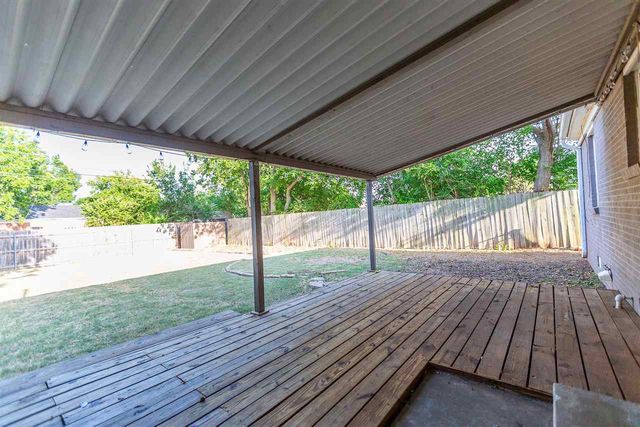 21 NW 29th St, Lawton, OK 73505