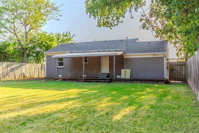 21 NW 29th St, Lawton, OK 73505