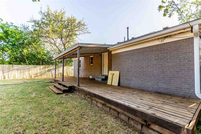 21 NW 29th St, Lawton, OK 73505