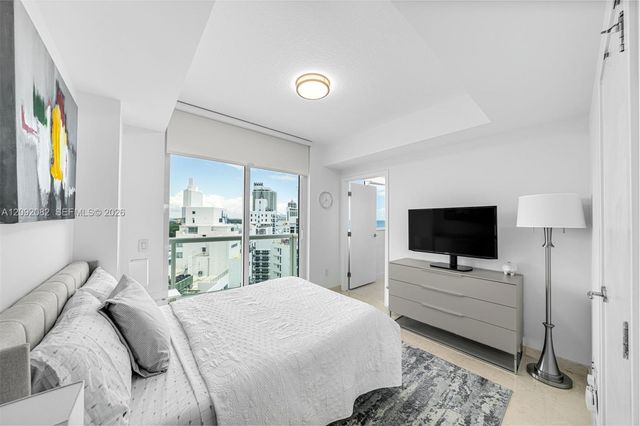 3801 Collins Avenue 1505, Miami Beach, FL 33140