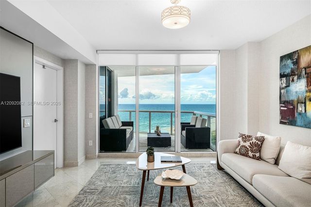 3801 Collins Avenue 1505, Miami Beach, FL 33140