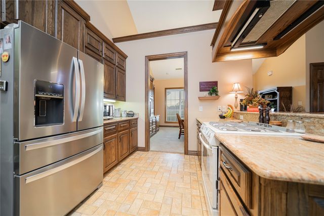 1032 W FM 900, Mount Vernon, TX 75457