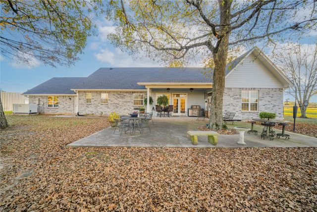 1032 W FM 900, Mount Vernon, TX 75457