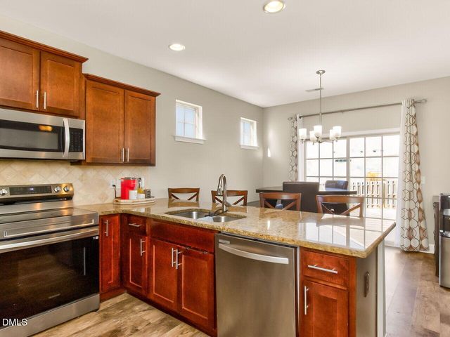 8 Solstice Lane, Garner, NC 27529