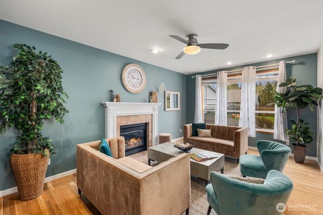 1424 Latham Court, Dupont, WA 98327