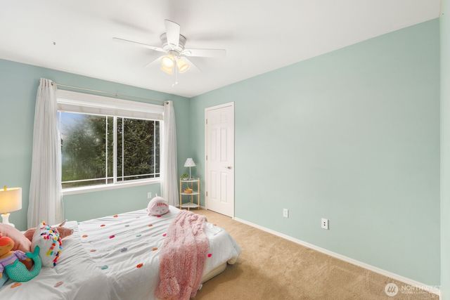 1424 Latham Court, Dupont, WA 98327