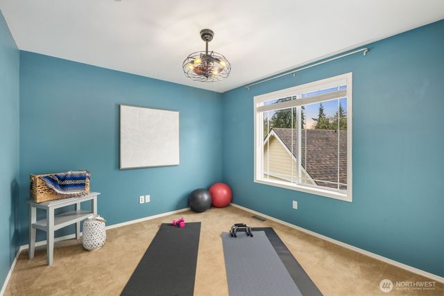 1424 Latham Court, Dupont, WA 98327