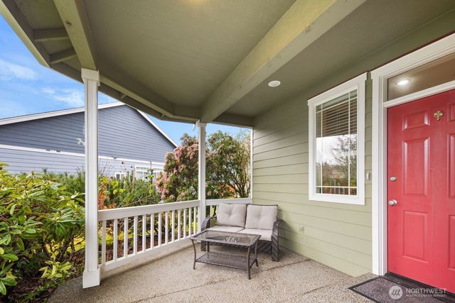 1424 Latham Court, Dupont, WA 98327