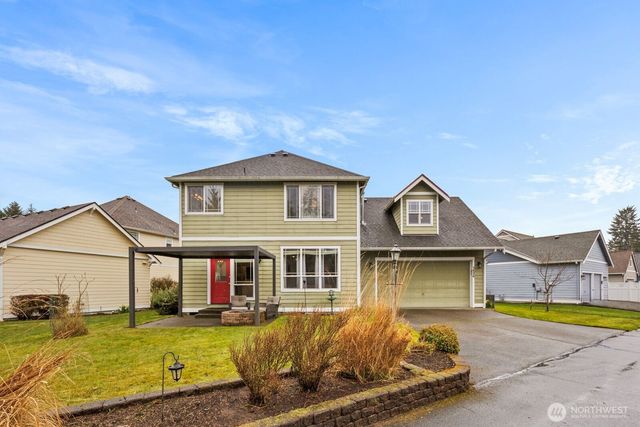 1424 Latham Court, Dupont, WA 98327