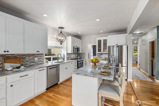 1424 Latham Court, Dupont, WA 98327