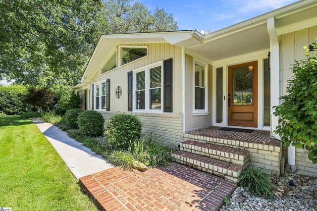 110 Stonehedge Drive, Greenville, SC 29615