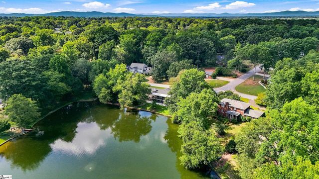 110 Stonehedge Drive, Greenville, SC 29615