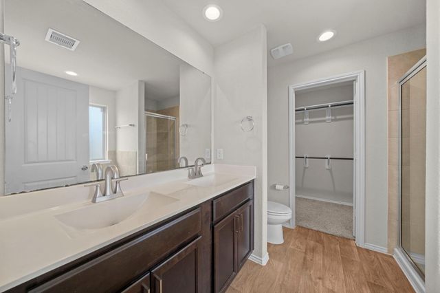 8303 Amaryllis Ct, Rosharon, TX 77583