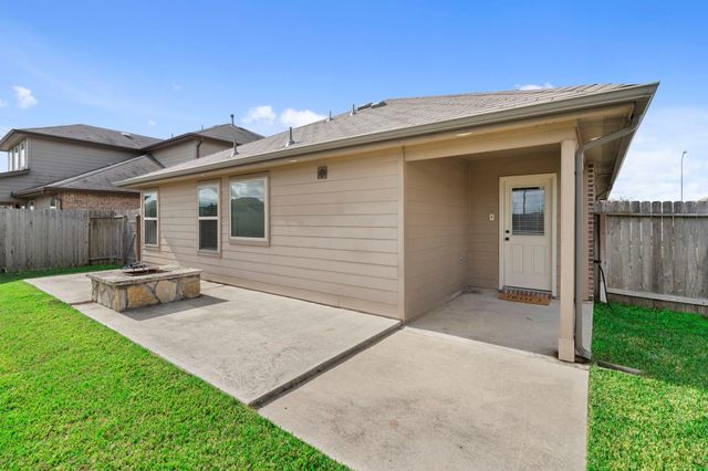 8303 Amaryllis Ct, Rosharon, TX 77583