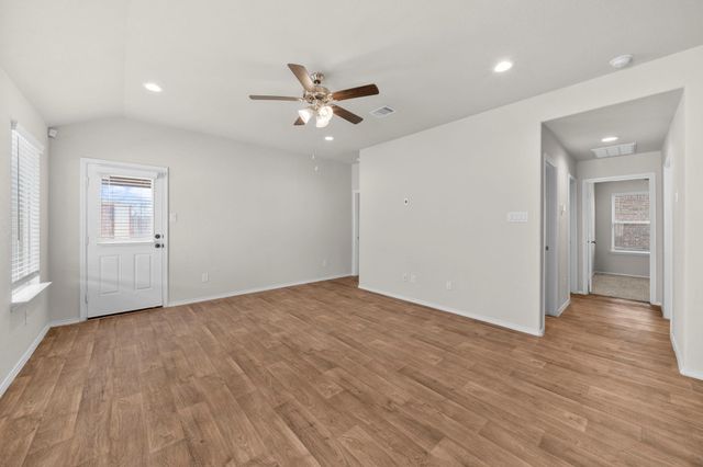 8303 Amaryllis Ct, Rosharon, TX 77583