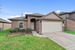 8303 Amaryllis Ct, Rosharon, TX 77583