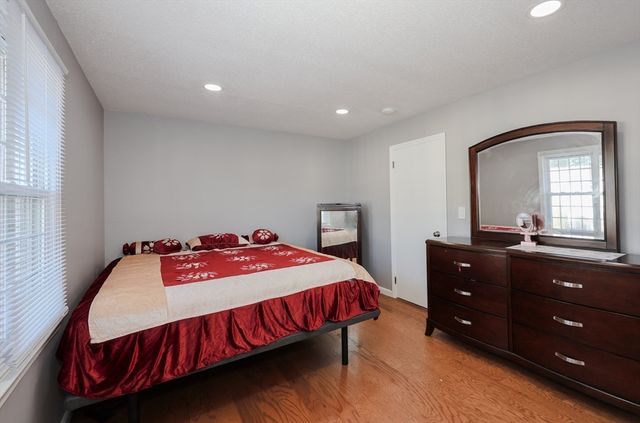 32A Rockingham Street 32A, Lowell, MA 01852