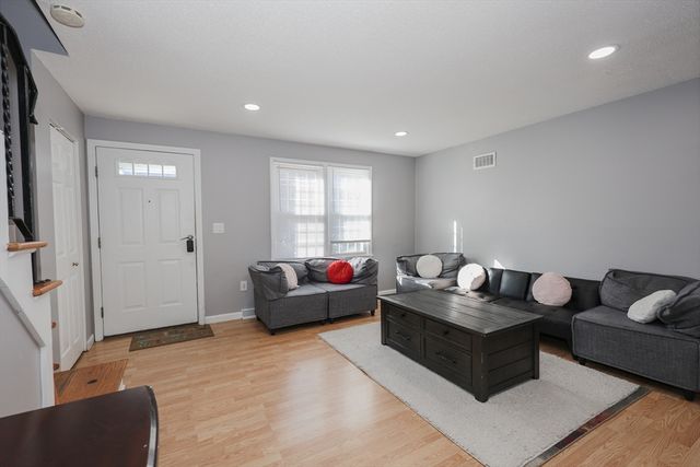 32A Rockingham Street 32A, Lowell, MA 01852