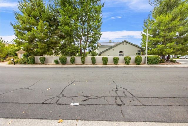 39634 Cornhusk Cir, Murrieta, CA 92562