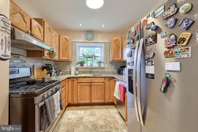 355 HARRY RD, Coatesville, PA 19320