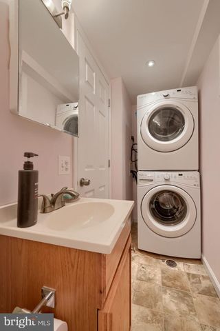 355 HARRY RD, Coatesville, PA 19320