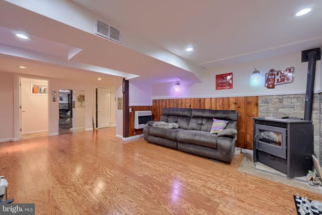 355 HARRY RD, Coatesville, PA 19320