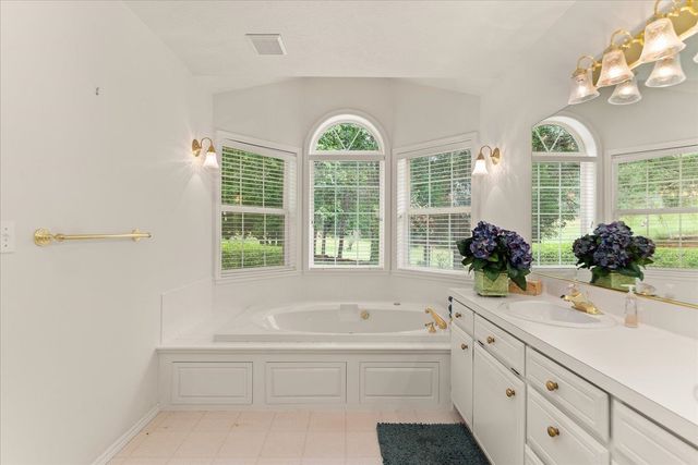518 N Dunbarton Oaks Ln, Liberty Lake, WA 99019