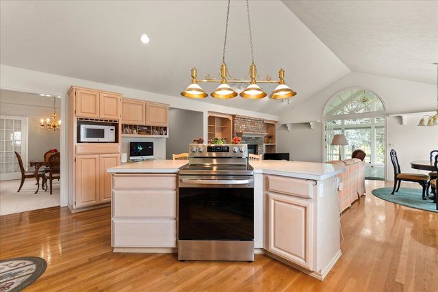518 N Dunbarton Oaks Ln, Liberty Lake, WA 99019