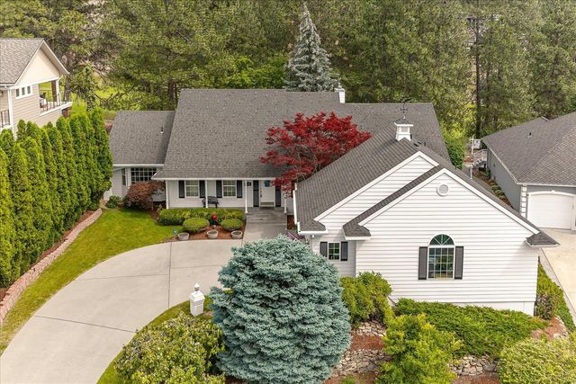 518 N Dunbarton Oaks Ln, Liberty Lake, WA 99019