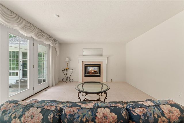 518 N Dunbarton Oaks Ln, Liberty Lake, WA 99019