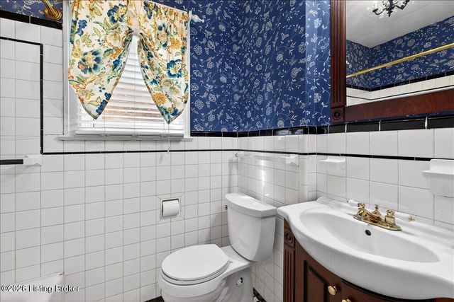 1848 Douglass Blvd, Louisville, KY 40205