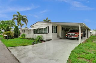 1911 SW 83rd Ave, Davie, FL 33324