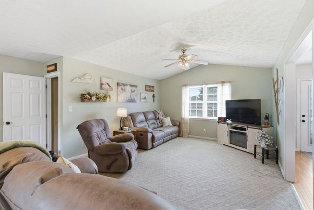 412 Pope Avenue, Harrodsburg, KY 40330