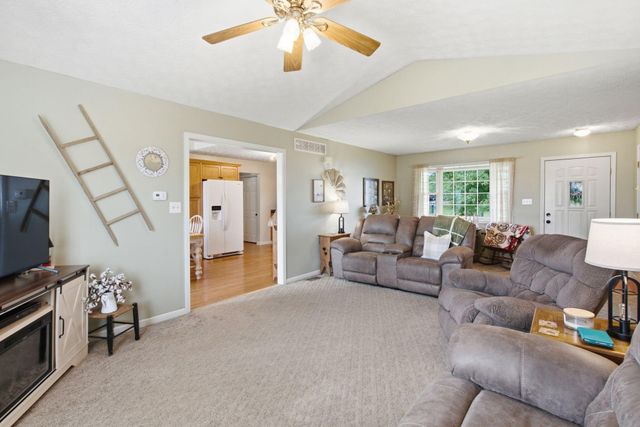 412 Pope Avenue, Harrodsburg, KY 40330