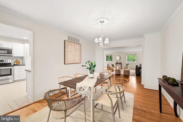 34 LACOSTA CT, Towson, MD 21204
