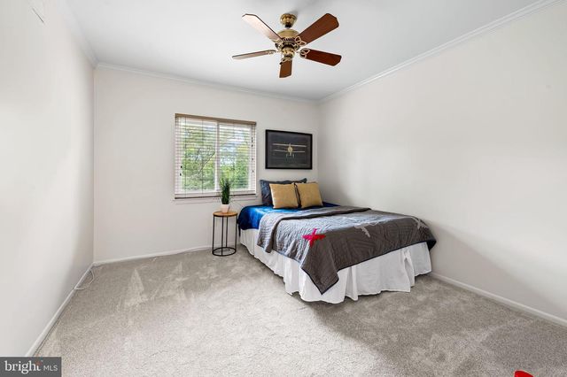 34 LACOSTA CT, Towson, MD 21204