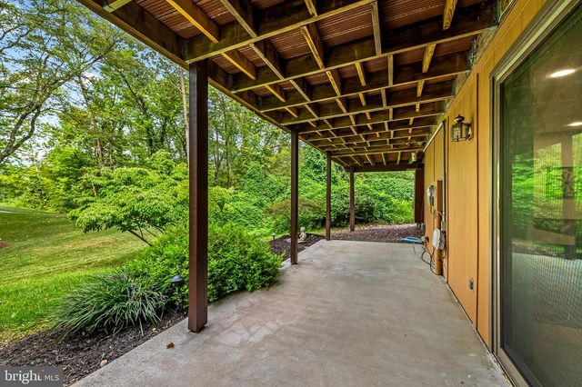 34 LACOSTA CT, Towson, MD 21204