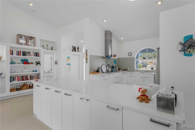 1194 N Timucuan Trail, Inverness, FL 34453