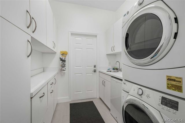 1194 N Timucuan Trail, Inverness, FL 34453