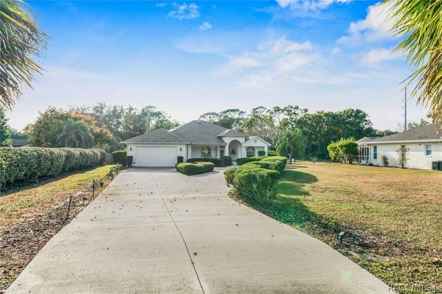 1194 N Timucuan Trail, Inverness, FL 34453
